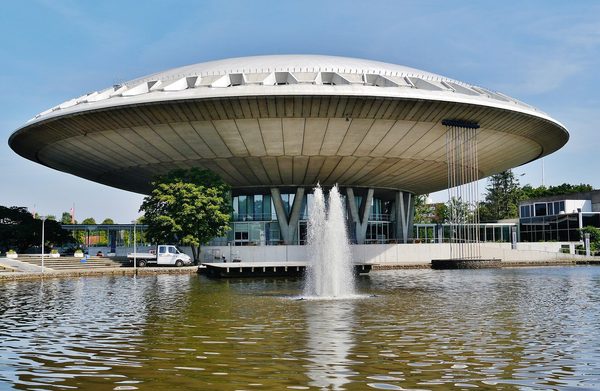 Singles in Eindhoven: view of the city