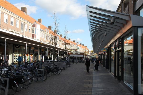 Singles in Emmeloord: view of the city