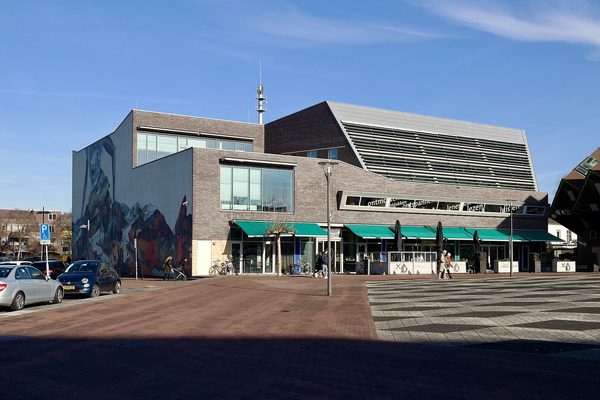 Singles in Helmond: view of the city